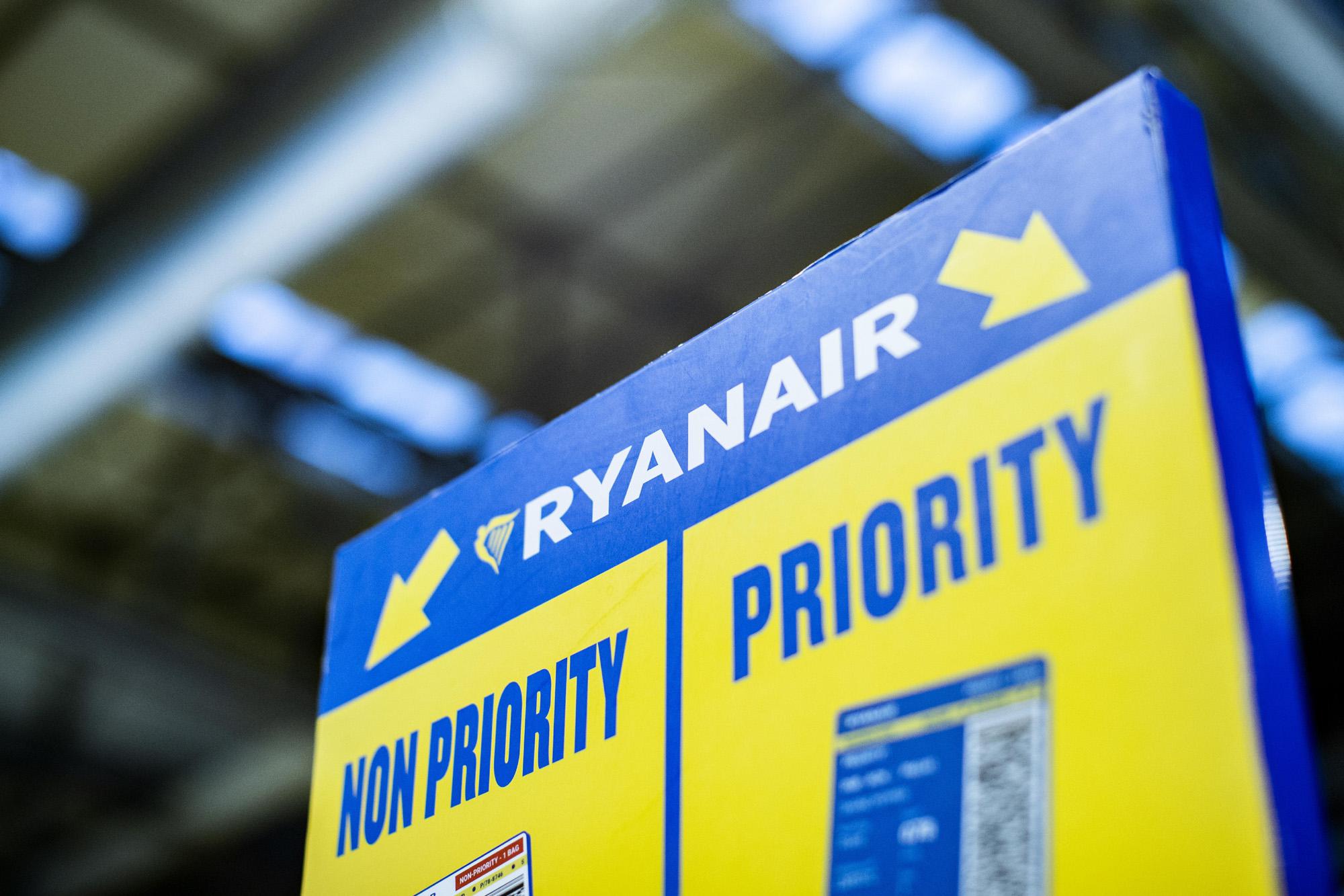 Ryanair contro lEnac la pole