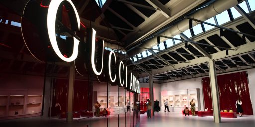 Sciopero designer Gucci prote