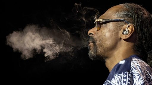 Snoop Dogg laddio al fumo co