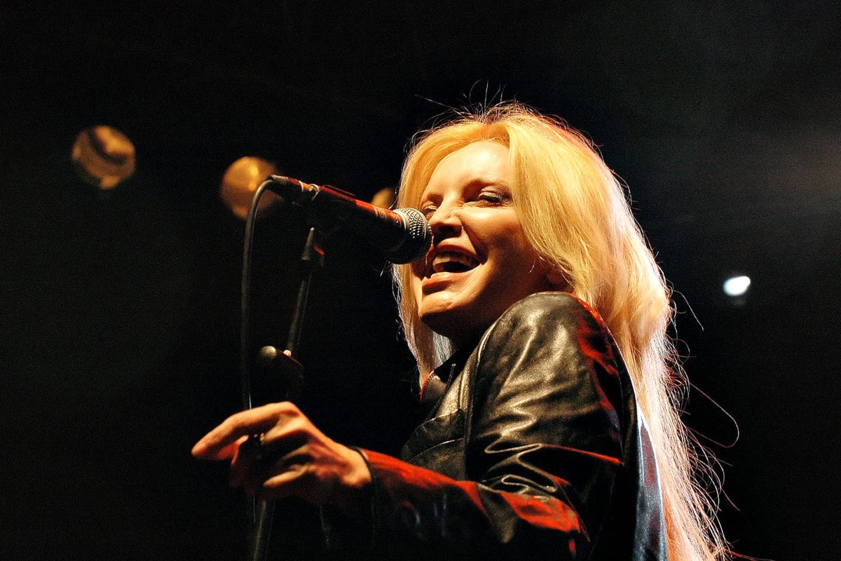 Patty Pravo: la ribelle della musica italiana e i suoi amori scandalosi