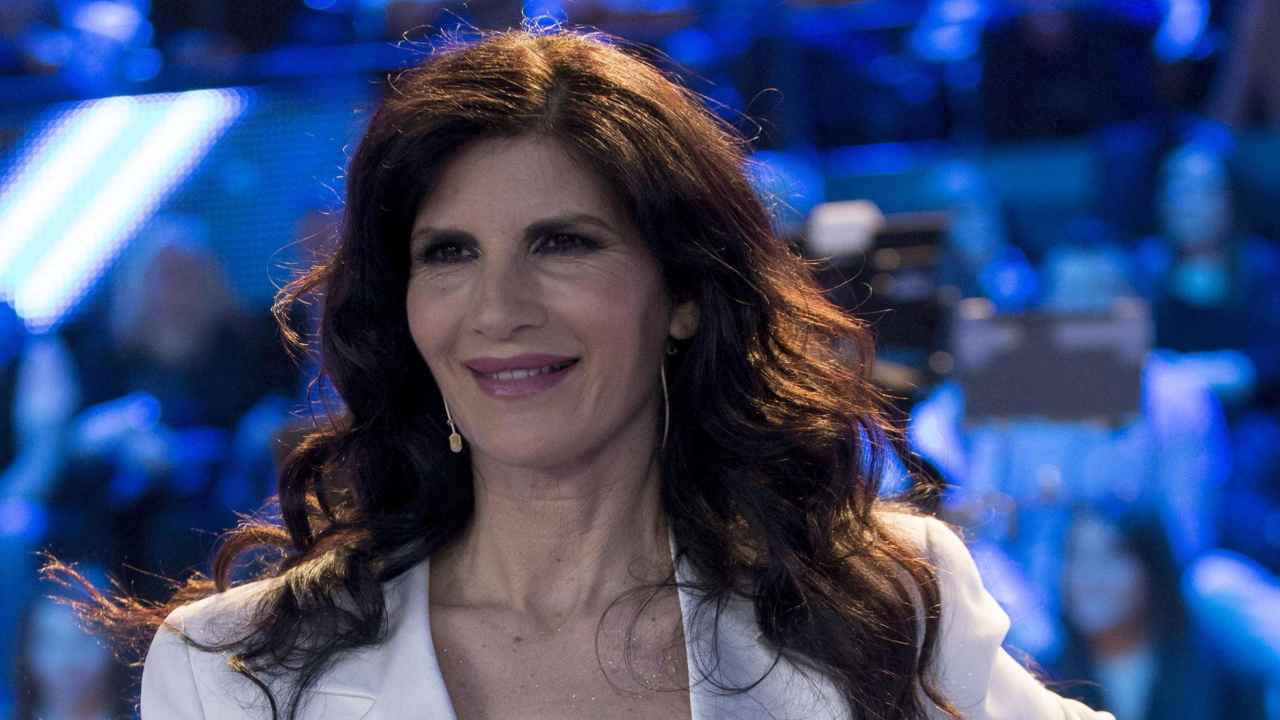 Pamela Prati, scoppia la passione con il suo nuovo compagno: è un bellissimo modello campano