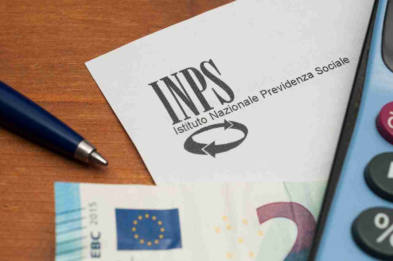 INPS, brutte notizie colpiscono l’Istituto: ora deve sborsare tanti soldi | È arrivata la comunicazione