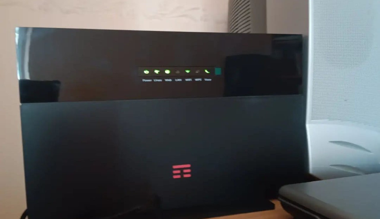 Wi-Fi di casa, non mettere qui il tuo modem | Gli esperti hanno svelato il posto migliore in casa per una connessione super veloce